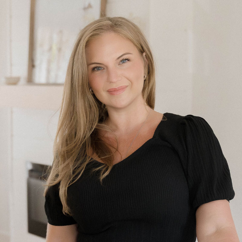 Lindsay Mackenzie Top Agent